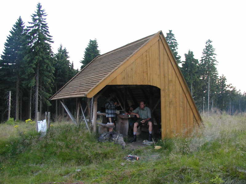 Tady v polsk�m turistick�m p��st�e�ku kategorie A+ jsme uskute�nili mezin�rodn� sny.