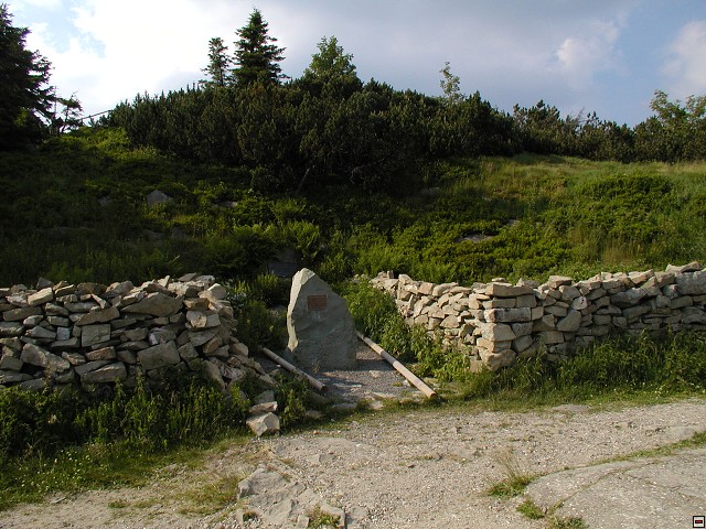 img00077.jpg