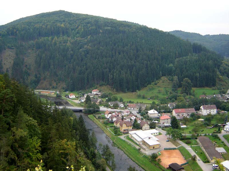 turistickpochodvysoinoujitenka200627.jpg