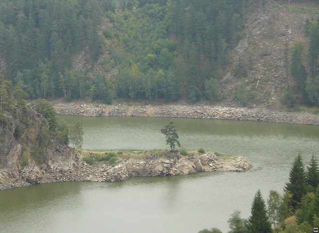 img00025.jpg