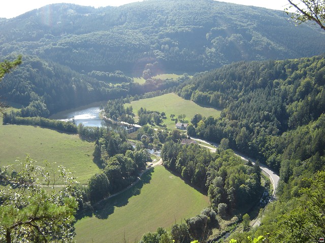 img00026.jpg