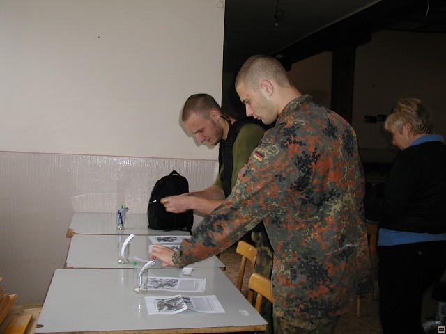 img00102.jpg