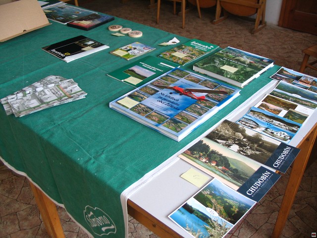 img00104.jpg