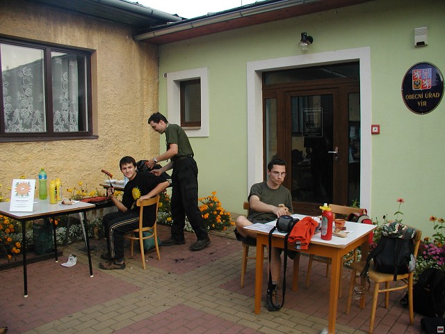 img00125.jpg